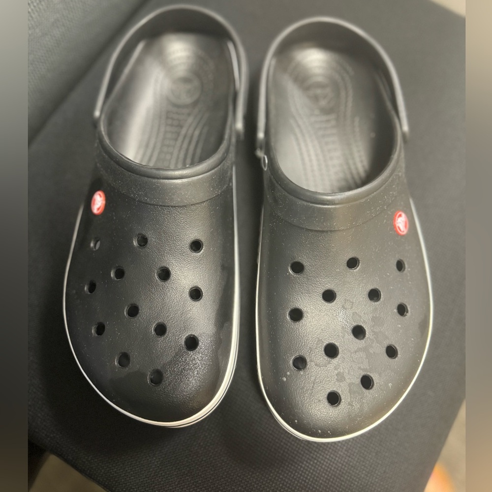 Black men’s crocs size 13